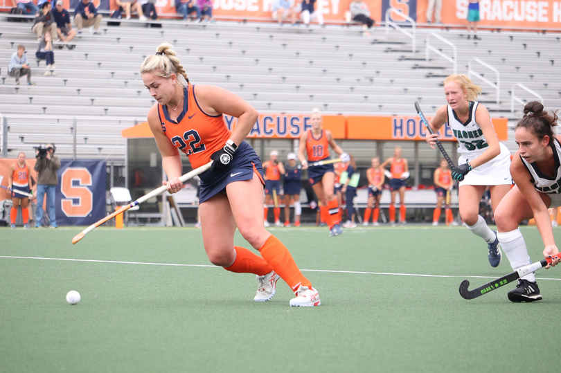 Syracuse falls 4 spots to No. 10 in NFHCA Poll