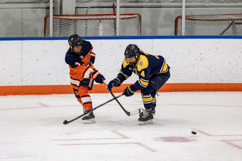 Merrimack dominates 1st 2 periods, defeating Syracuse 4-0