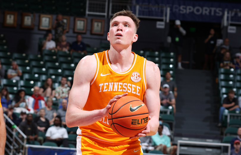 Tennessee adjusts without Dalton Knecht late to seal 17-point win over Syracuse