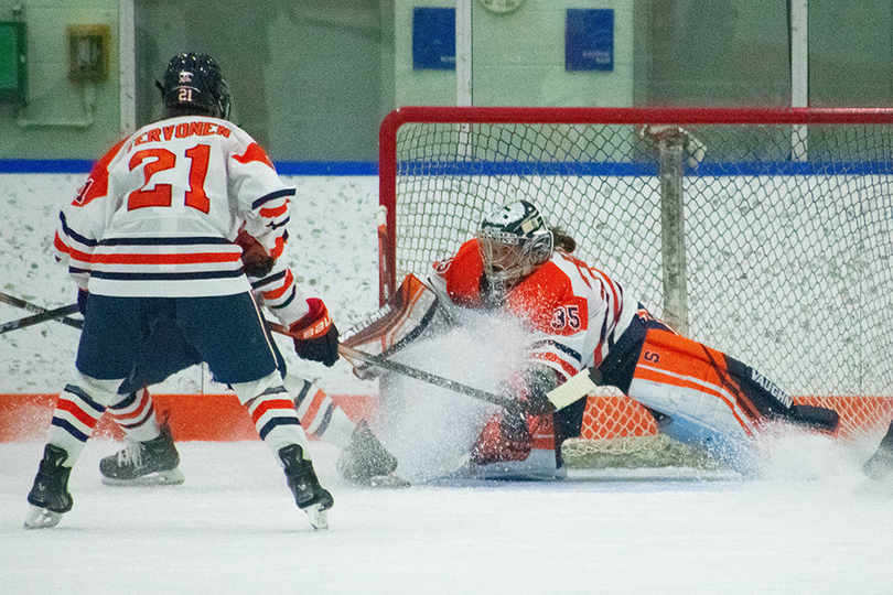 Allie Kelley sets Syracuse single-game save record against No. 10 St. Lawrence