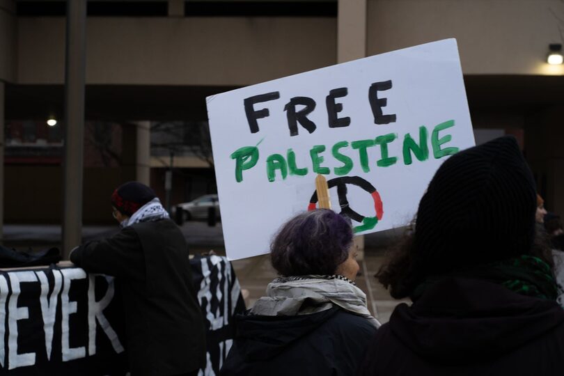 Demonstrators call for ceasefire in Palestine at Syracuse Federal Building