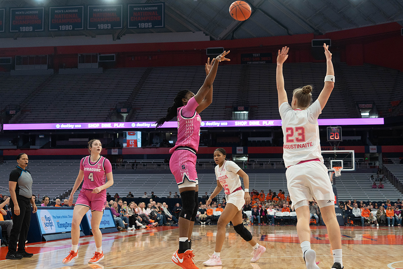 No. 23 Syracuse survives back-and-forth contest, defeats Georgia Tech 62-59