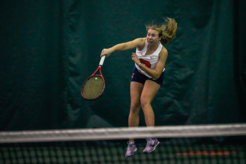 Polina Kozyreva&#8217;s singles, doubles victories lead SU to 4-0 win over UMass