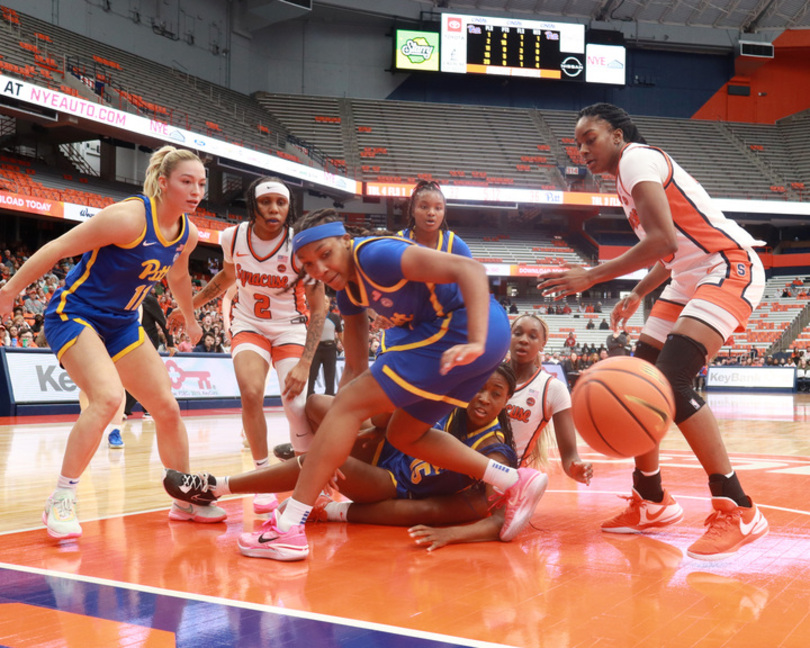 No. 17 Syracuse shuts down Liatu King down the stretch in win over Pittsburgh