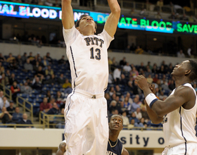 Cultural leap: New Zealand-native Adams adjusts to American basketball