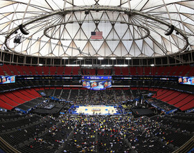 Syracuse fans turn out to attend team's open practice