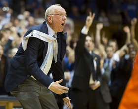 'THAT'S BULLSH*T': Controversial call leads to Boeheim's ejection, No. 1 Syracuse's loss to No. 5 Duke