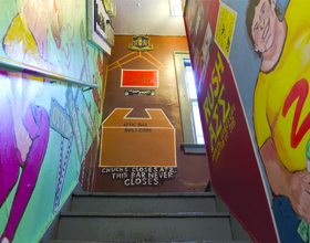 Painting the scene: Landlord captures memorable moments in student houses with SU-themed murals