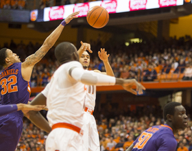 Ennis' average performance doesn't hurt balanced Syracuse attack 