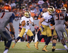 Golson breaks down Syracuse in 31-15 win, throws record-setting 25 completions in a row