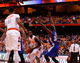 Christmas tallies double-double, struggles with foul trouble in Syracuse's 65-47 win over Hampton