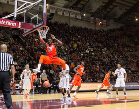 Syracuse squeezes out 68-66 win at Virginia Tech after near collapse in 2nd half