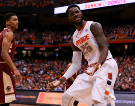 Christmas sits with foul trouble, shines in limited minutes in SU win