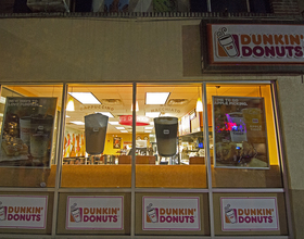 Dunkin' Donuts considers implementing delivery service