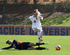 Captain Jackie Firenze prepares for final game in Syracuse uniform