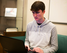 Sophomore utilizes technology skills as ITS consultant