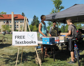 Why students at the University of Vermont are giving away free textbooks