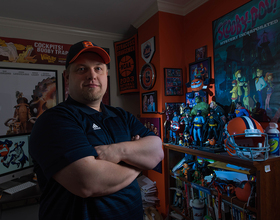 Syracuse local works as storyboard artist for companies like DC Comics, Marvel