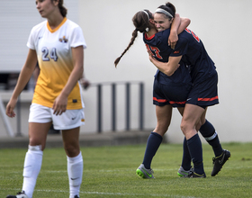 Stephanie Skilton's 2 goals lift Syracuse women's soccer to 2-1 overtime win against Cornell