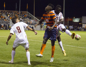 Syracuse men's soccer beats Boston College, 2-0, in physical matchup