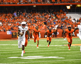 Storify: Twitter reacts to Lamar Jackson dominating Syracuse defense