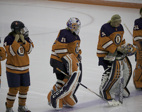 Syracuse content with goalie rotation early in season