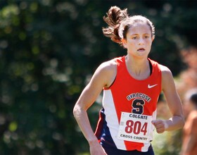 Running unattached in high school preps Madeleine Davison for freshman year at Syracuse