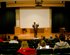 In lecture hosted by SU Republicans, conservative commentator Dinesh D’Souza says Trump 'will bring some refreshing changes to America'