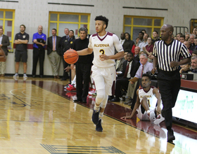 Marquis Marshall makes a name for himself at Alvernia