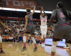 Gabby Cooper's 18 points keeps No. 21 Syracuse afloat in 85-80 loss to No. 7 Notre Dame