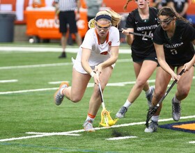 No. 5 Syracuse blows out fourth straight opponent in Massachusetts, 17-8