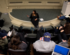 Student Association members argue about Syracuse University divestment from private prisons