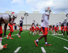 Syracuse football training camp blog 2018: Babers has decided a starting quarterback