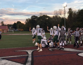 Kicking and defense advance Fayetteville-Manlius to second round in 22-14 win