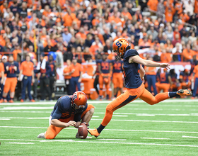 Andre Szmyt wins Vlade Award for most accurate kicker