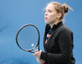 Sofia Pascual leads Syracuse’s club tennis team despite shaky play