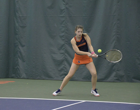 Syracuse defeats Florida Atlantic, 4-1, to end 4-match road trip