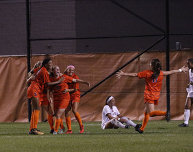 Laurel Ness’ first career goal is the difference in 1-0 Syracuse win