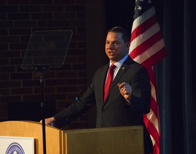 McMahon praises economic development in State of the County address