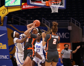 Syracuse overcomes 1-for-15 1st quarter shooting to defeat Pitt, 71-67