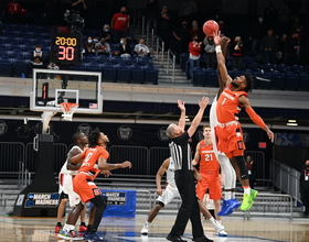 Beat writers unanimously predict Syracuse to defeat No. 3 WVU, advance to Sweet 16