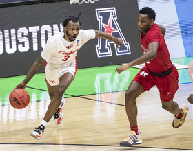 Film review: How a healthy DeJon Jarreau facilitates Houston’s offense