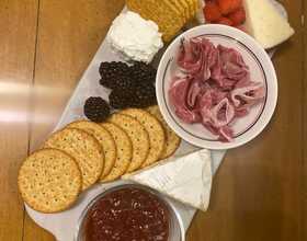 How to build the perfect charcuterie board for under $20