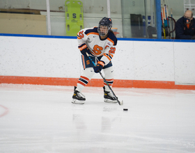 Jessica DiGirolamo’s 3rd-period goal gives Syracuse 2nd win of the season