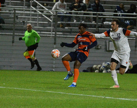 Levonte Johnson’s 2 goals just enough for No. 4 Syracuse to get by Bucknell