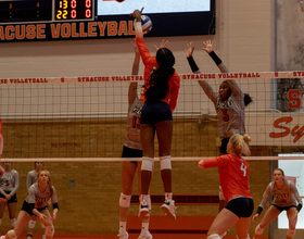 Syracuse has found success in 5 set matches with a 4-1 record so far