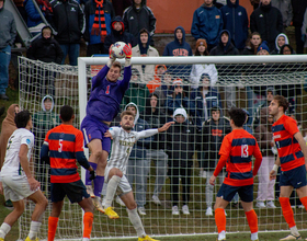 Syracuse's backline, Russell Shealy hold off Vermont to move on to College Cup