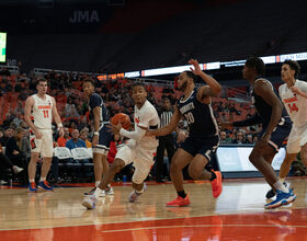 Observations from Syracuse’s narrow win: Turnovers, little from Edwards