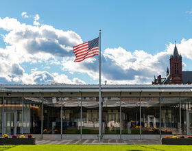 SU’s Office of Veteran and Military Affairs awards 6 scholarships for students