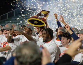 Syracuse men’s soccer visits White House to celebrate NCAA title